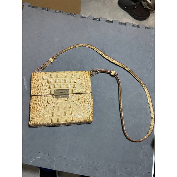 Brahmin Manhattan Melbourne Crossbody Shoulder Croc Embossed‎ Leather Bag - Picture 2 of 11